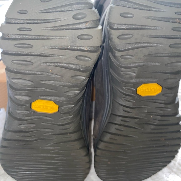 Ugg Boots ,size 9, Grey - Picture 6 of 13